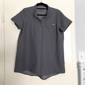 figs kitale maternity top in graphite